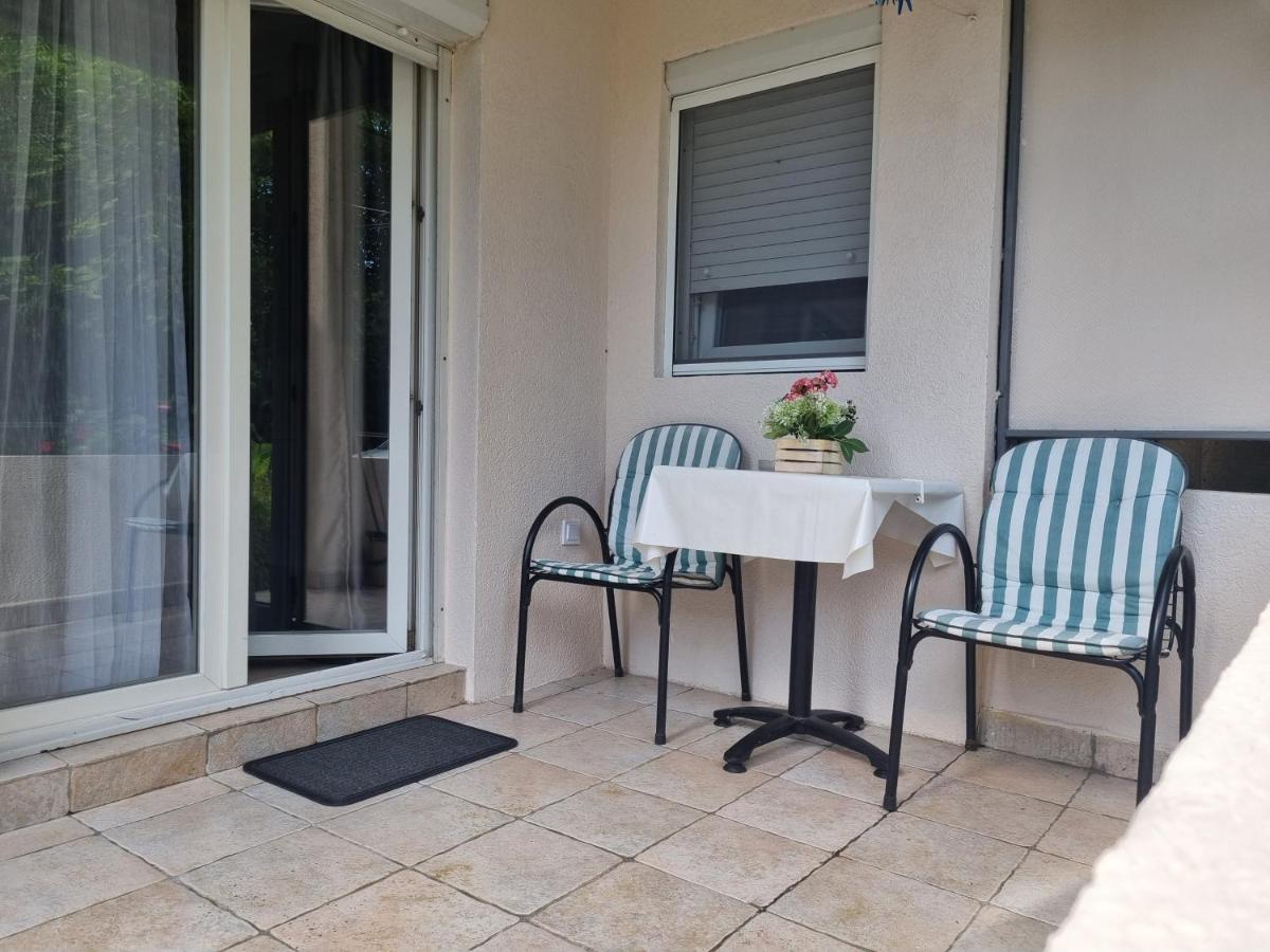 דובורטה Apartment Ninas מראה חיצוני תמונה